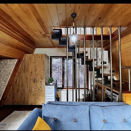 Terrace Lodge Tayakadin